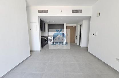 Apartment - 2 Bedrooms - 3 Bathrooms for rent in Tiraz 3 - Aljada - Sharjah Apartment - 2 Bedrooms - 3 Bathrooms for rent in Tiraz 3 - Aljada - Sharjah