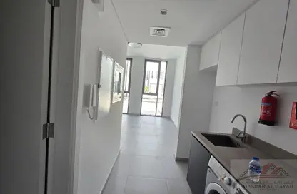 Apartment - 1 Bathroom for rent in The Link - East Village - Aljada - Sharjah