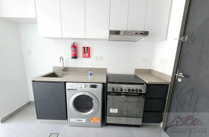 Apartment - Studio - 1 Bathroom for rent in The Link - East Village - Aljada - Sharjah