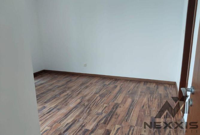 128829408 - Property Image 3