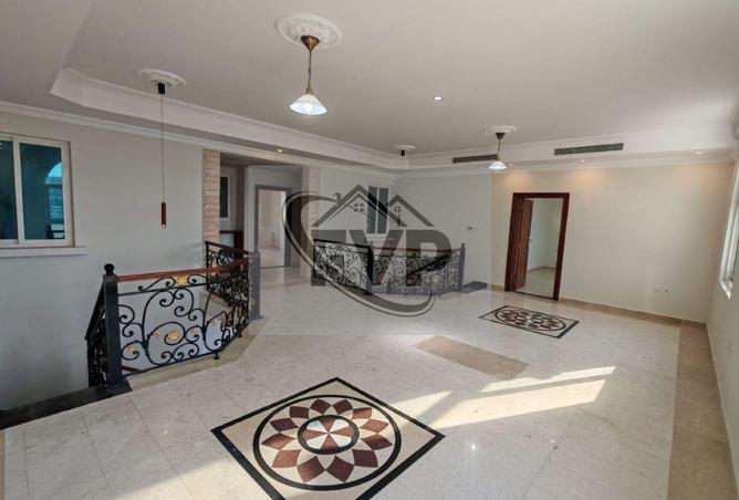 53163181 - Property Image 3