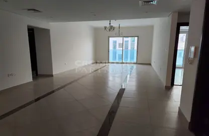 Apartment - 3 Bedrooms - 3 Bathrooms for rent in P2671 - Al Zeina - Al Raha Beach - Abu Dhabi