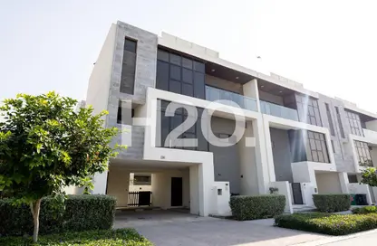Villa - 3 Bedrooms - 4 Bathrooms for rent in Veneto at Damac Hills - DAMAC Hills - Dubai