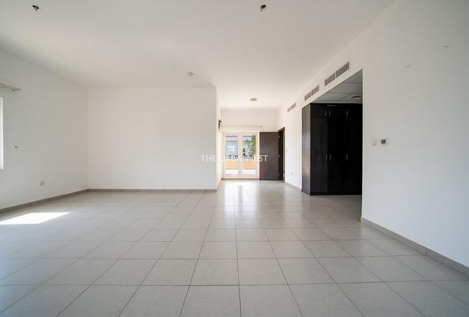 137429144 - Property Image 2