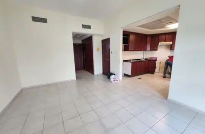 Apartment - 1 Bathroom for sale in Building 74 - Mediterranean Cluster - Discovery Gardens - Dubai