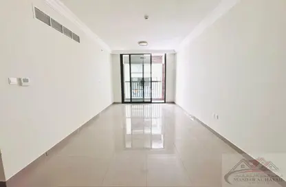 Apartment - 1 Bedroom - 2 Bathrooms for rent in Muwaileh 29 Building - Muwaileh - Sharjah