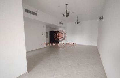 Apartment - 3 Bedrooms - 4 Bathrooms for rent in Al Shafar Tower 2 - Al Shafar Tower - Barsha Heights (Tecom) - Dubai