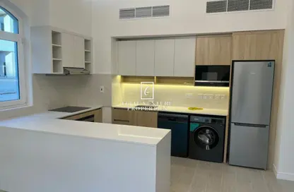 Apartment - 1 Bedroom - 2 Bathrooms for rent in Weston Court 2 - Weston Court - Motor City - Dubai