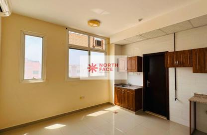 Apartment - Studio - 1 Bathroom for rent in Muwaileh - Sharjah