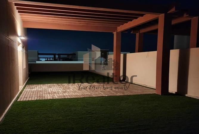 2OvaghmNBE8 - الصورة الرئيسية للعقار