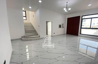 Villa - 4 - 5 for rent in Madinat Al Riyad - Abu Dhabi