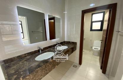 Villa - 4 - 5 for rent in Madinat Al Riyad - Abu Dhabi