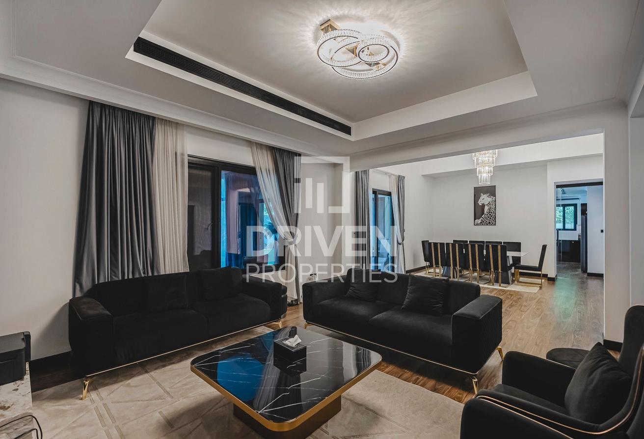 Fully Upgraded and Furnished | Vacant Villa photo 8