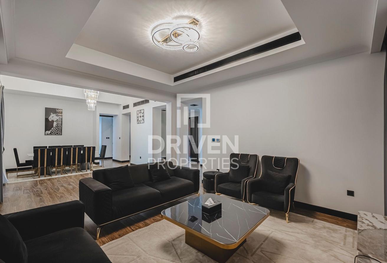 Fully Upgraded and Furnished | Vacant Villa photo 5