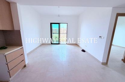 Apartment - 1 Bedroom - 1 Bathroom for rent in Sapphire Beach Residence - Maryam Island - Al Khan - Sharjah Apartment - 1 Bedroom - 1 Bathroom for rent in Sapphire Beach Residence - Maryam Island - Al Khan - Sharjah
