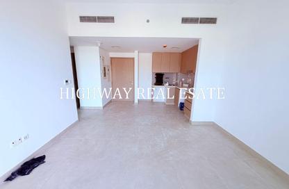 Apartment - 1 Bedroom - 1 Bathroom for rent in Sapphire Beach Residence - Maryam Island - Al Khan - Sharjah Apartment - 1 Bedroom - 1 Bathroom for rent in Sapphire Beach Residence - Maryam Island - Al Khan - Sharjah