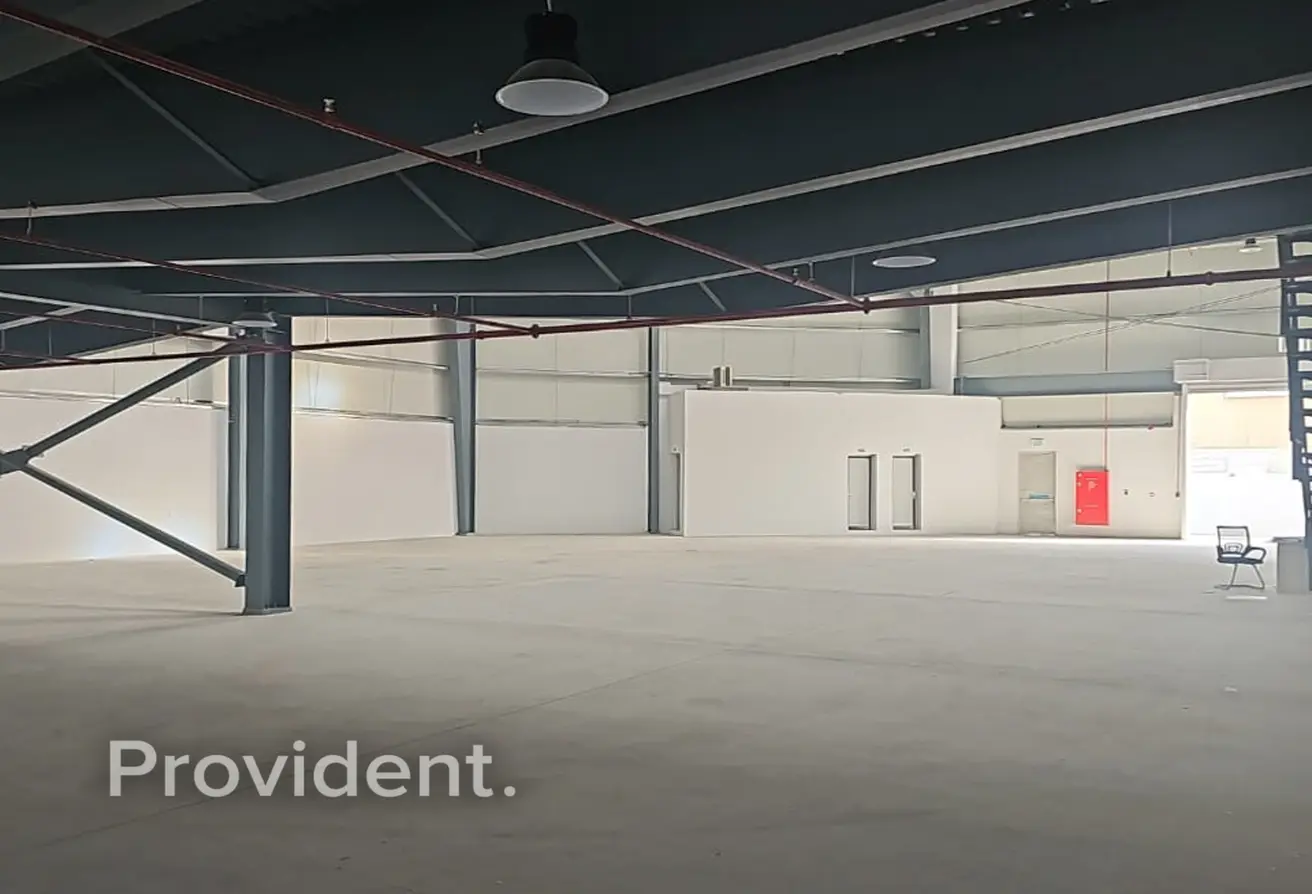 163248915 - Property Main Image