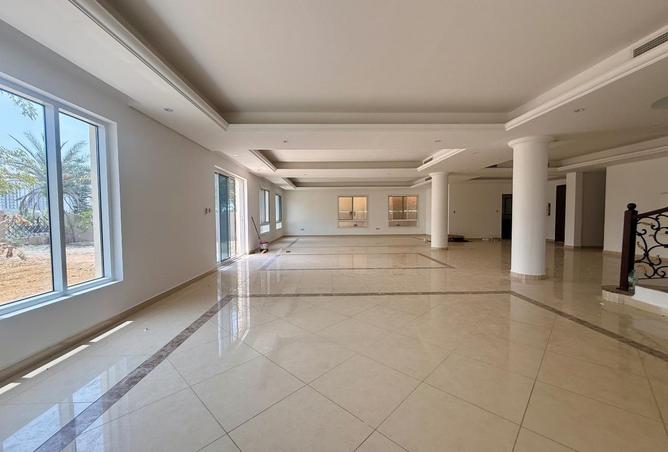 110966800 - Property Image 2