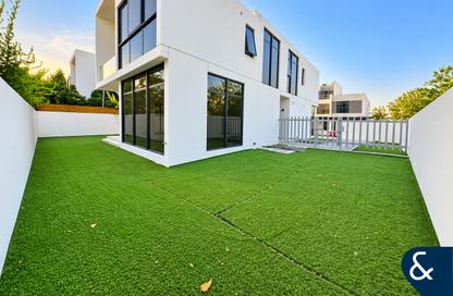 Villa - 6 - 7 for sale in Juniper - Damac Hills 2 - Dubai Villa - 6 - 7 for sale in Juniper - Damac Hills 2 - Dubai