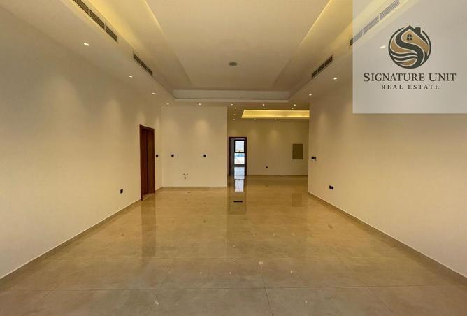 128809277 - Property Image 2