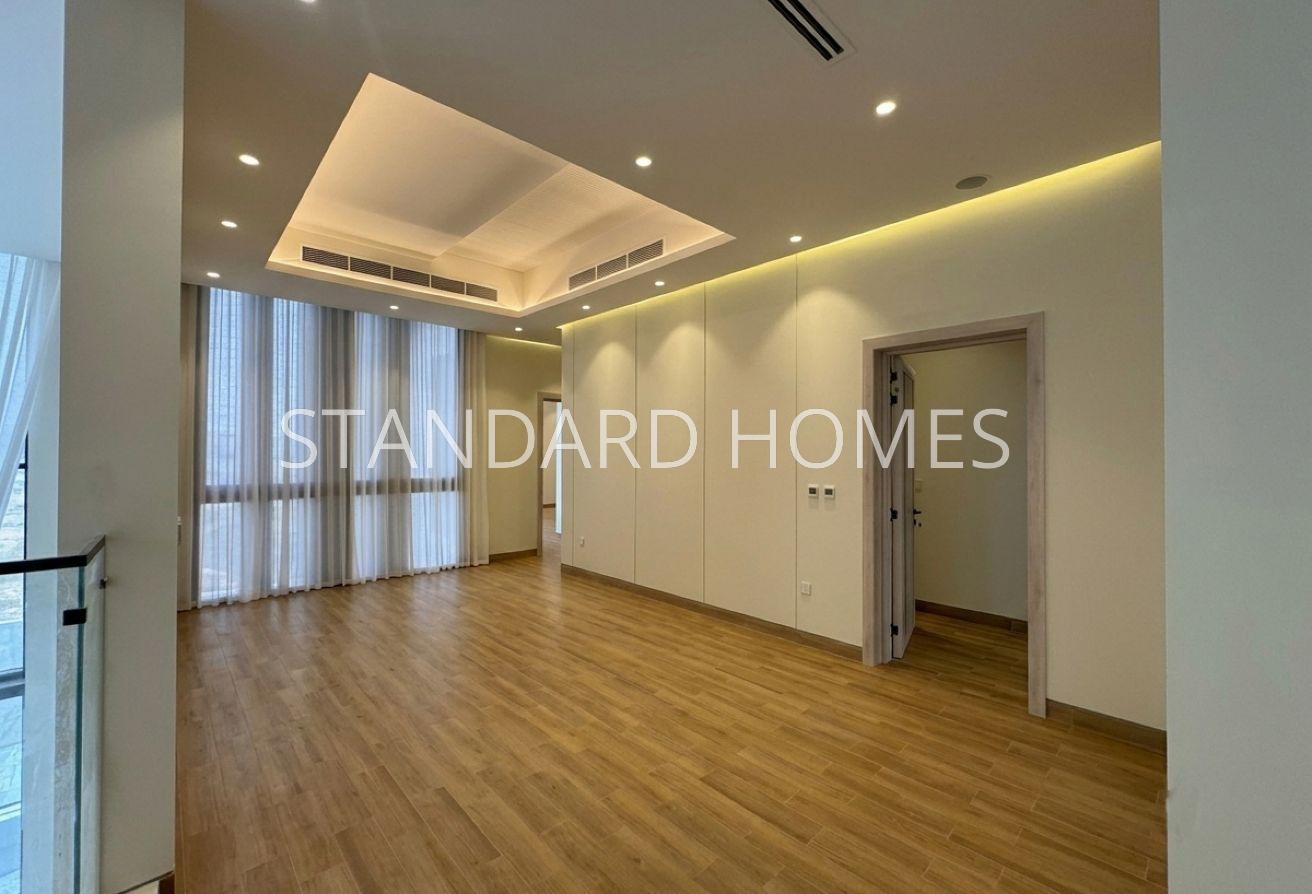 Luxury 13,677 Sq Ft Plot Villa | Pool, Jacuzzi & C photo 13