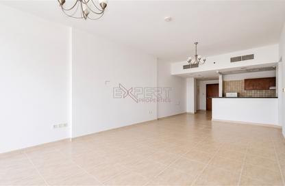 شقة - 2 - 2 للايجار في سكاي كورتس تاور D - أبراج سكاي كورتس - مجمع دبي ريزيدنس - دبي شقة - 2 - 2 للايجار في سكاي كورتس تاور D - أبراج سكاي كورتس - مجمع دبي ريزيدنس - دبي