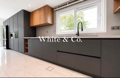 Villa - 5 - 5 for rent in Meadows 2 - Meadows - Dubai