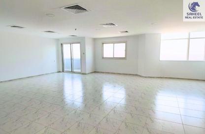 Apartment - Studio - 1 for rent in RAK Tower - Al Seer - Ras Al Khaimah