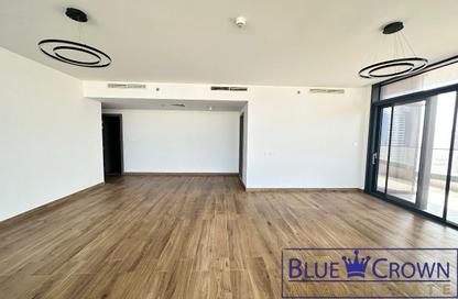 Apartment - 3 - 5 for rent in The Waves Residences - Al Mankhool - Bur Dubai - Dubai