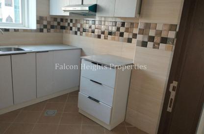 Apartment - 1 Bedroom - 1 Bathroom for rent in Al Rasheed Tower 5 - Al Taawun Street - Al Taawun - Sharjah Apartment - 1 Bedroom - 1 Bathroom for rent in Al Rasheed Tower 5 - Al Taawun Street - Al Taawun - Sharjah