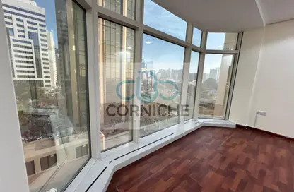 مكتب - غرفة نوم - 6 حمامات للايجار في برج الكورنيش - شارع الكورنيش - أبوظبي