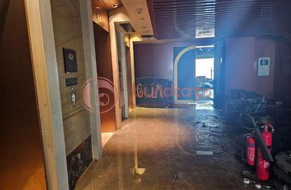 طابق كامل - استوديو - 3 للايجار في برج كونراد التجاري - شارع الشيخ زايد - دبي طابق كامل - استوديو - 3 للايجار في برج كونراد التجاري - شارع الشيخ زايد - دبي