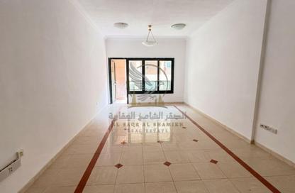 Apartment - 3 Bedrooms - 4 Bathrooms for rent in Al Majaz 2 - Al Majaz - Sharjah Apartment - 3 Bedrooms - 4 Bathrooms for rent in Al Majaz 2 - Al Majaz - Sharjah