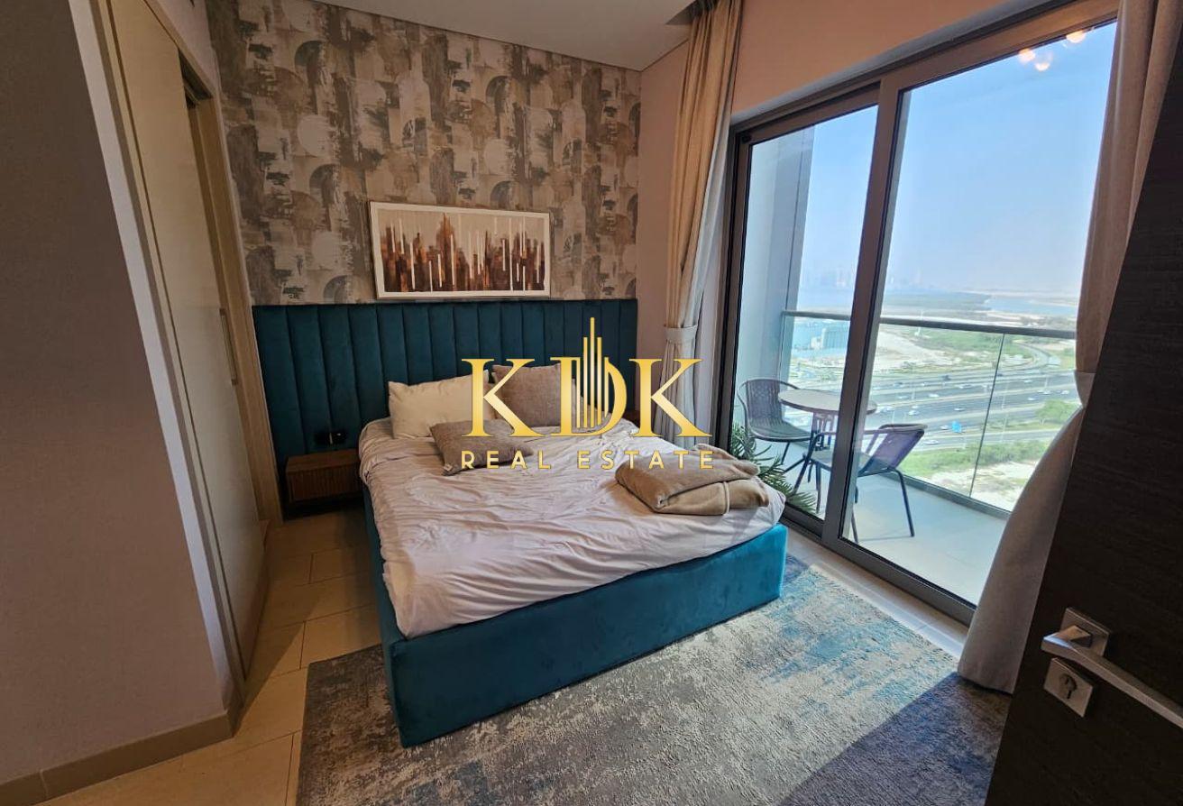 2 BH Fully Furnished | Modern Living l Spacious photo 8