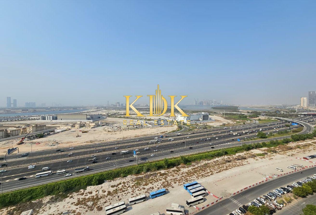 2 BH Fully Furnished | Modern Living l Spacious photo 9