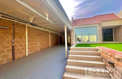 Villa - 3 - 3 for rent in Airport Road Area - Al Garhoud - Dubai Villa - 3 - 3 for rent in Airport Road Area - Al Garhoud - Dubai