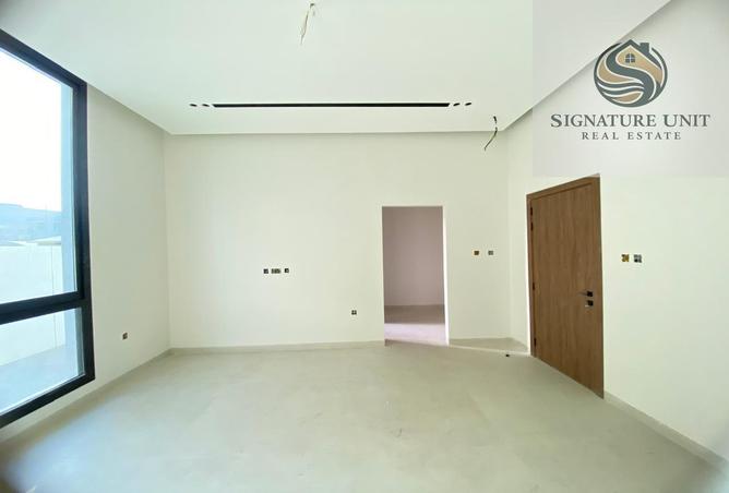 102014262 - Property Image 2