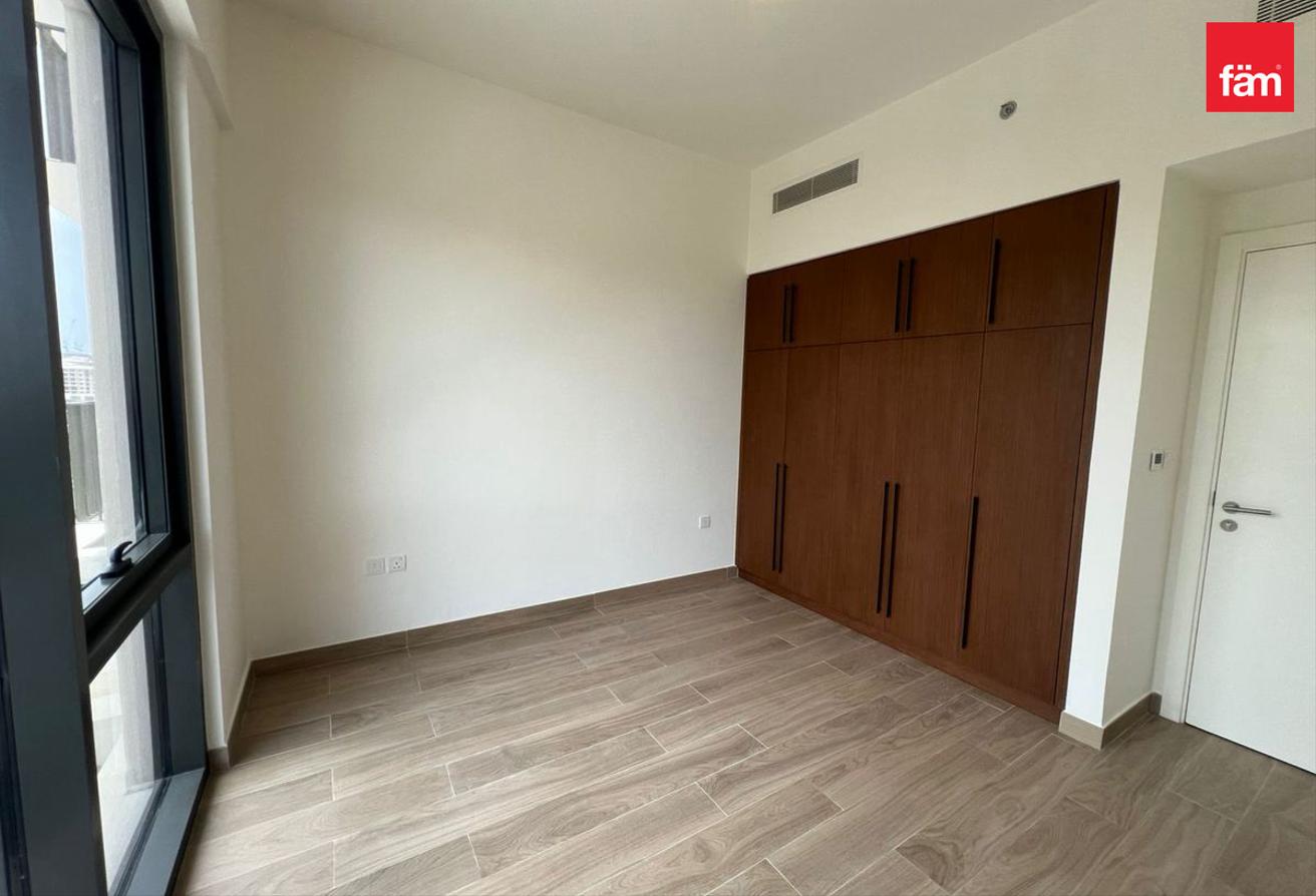 Brand New | Spacious | Modern | Boulevard View. photo 4
