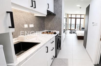 Apartment - Studio - 1 Bathroom for rent in Palm Views West - Palm Views - Palm Jumeirah - Dubai