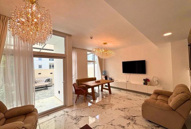 83653742 - Property Image 3