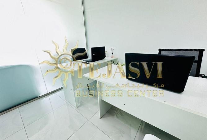 77381801 - Property Image 2