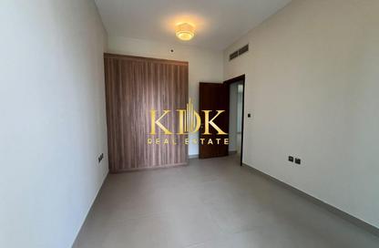 Apartment - 2 - 3 for rent in Dune Residency - District 17 - Jumeirah Village Circle - Dubai