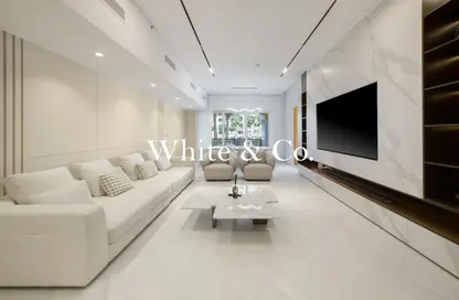 Apartment - 2 Bedrooms - 3 Bathrooms for rent in Marina Residences 2 - Marina Residences - Palm Jumeirah - Dubai