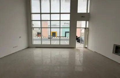 مستودع - استوديو - 1 حمام للايجار في 18 المنطقة الصناعية رقم - المنطقة الصناعية بالشارقة - الشارقة