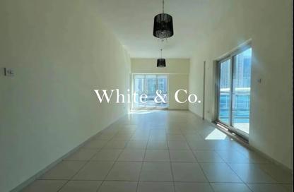 Apartment - 1 Bedroom - 2 Bathrooms for rent in Cascades Tower - Dubai Marina - Dubai Apartment - 1 Bedroom - 2 Bathrooms for rent in Cascades Tower - Dubai Marina - Dubai