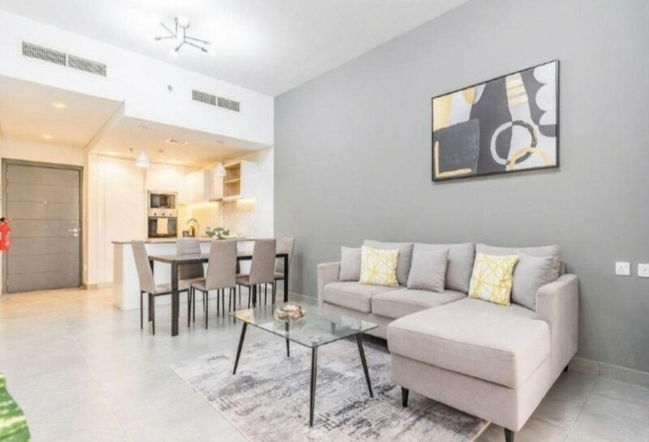 RENTED | INVESTOR DEAL | STUDY ROOM
