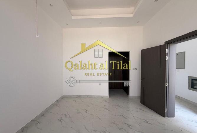 104138485 - Property Image 3
