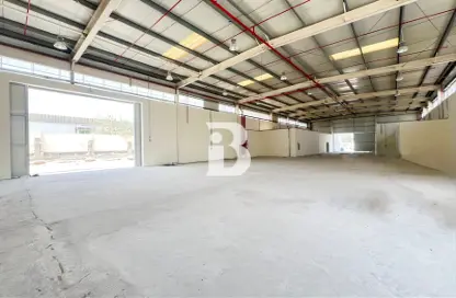 Warehouse - Studio for rent in Saih Shuaib 3 - Dubai Industrial City - Dubai