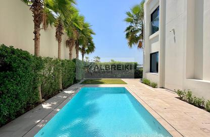 Villa - 5 Bedrooms - 7 Bathrooms for rent in Jumeirah 2 Villas - Jumeirah 2 - Jumeirah - Dubai