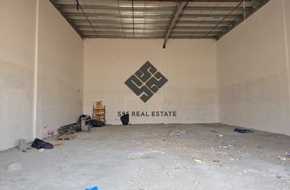 Warehouse - Studio - 1 Bathroom for rent in Umm Al Thuoob - Umm Al Quwain